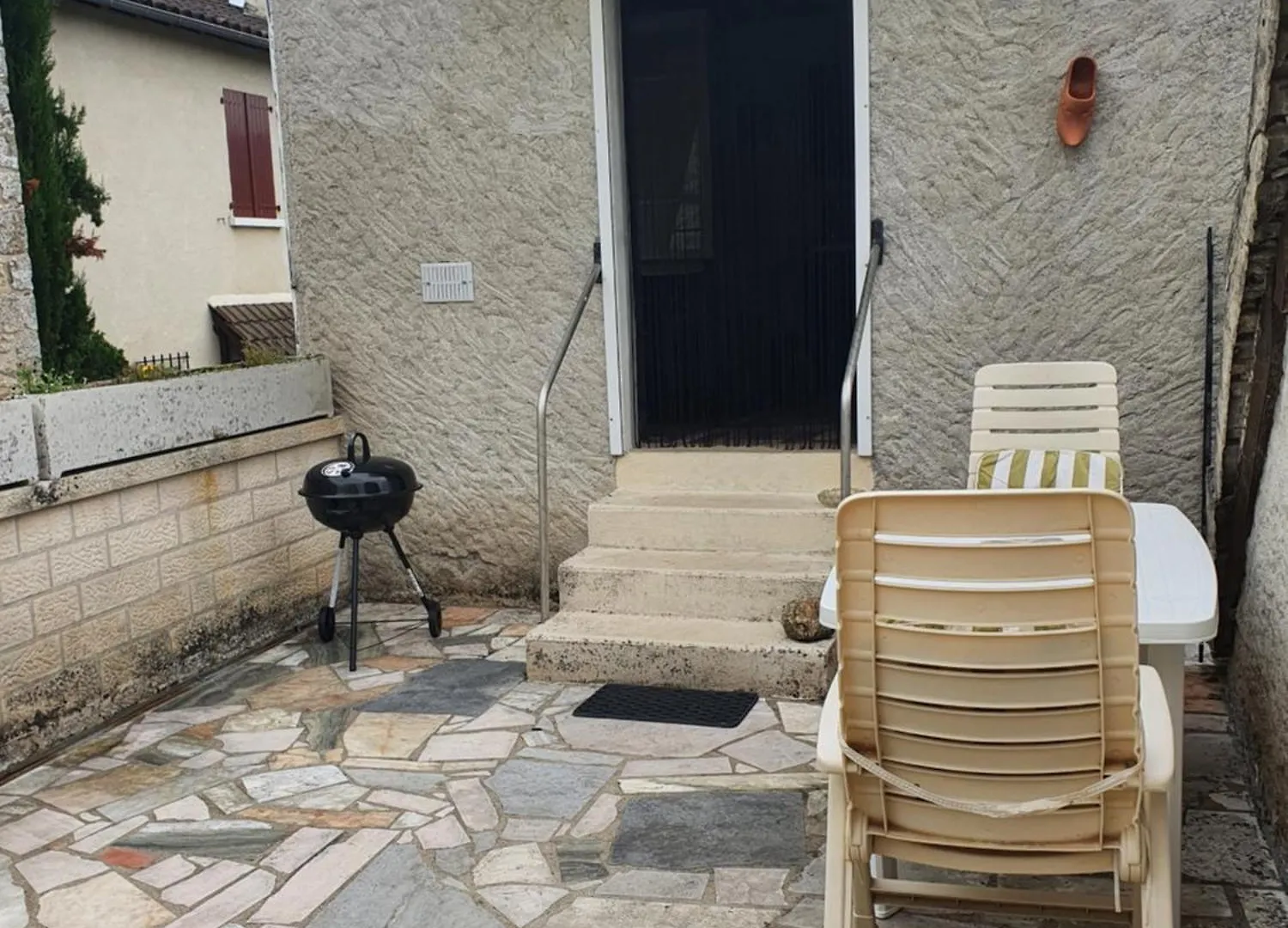 Le Pigeonnier Maison De Caractere Logement 4 Personnes La Maisonnette Renovee Logement 2 Personnes Floirac  Floirac (Lot)