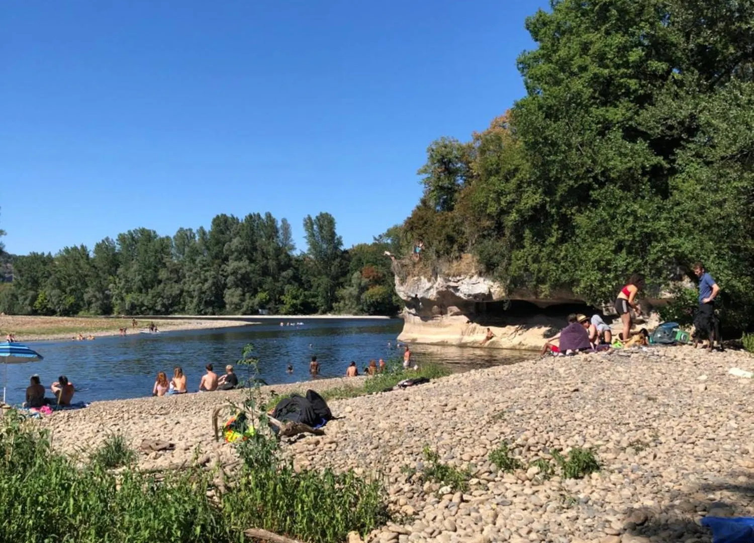Holiday home Le Pigeonnier Maison De Caractere Logement 4 Personnes La Maisonnette Renovee Logement 2 Personnes Floirac